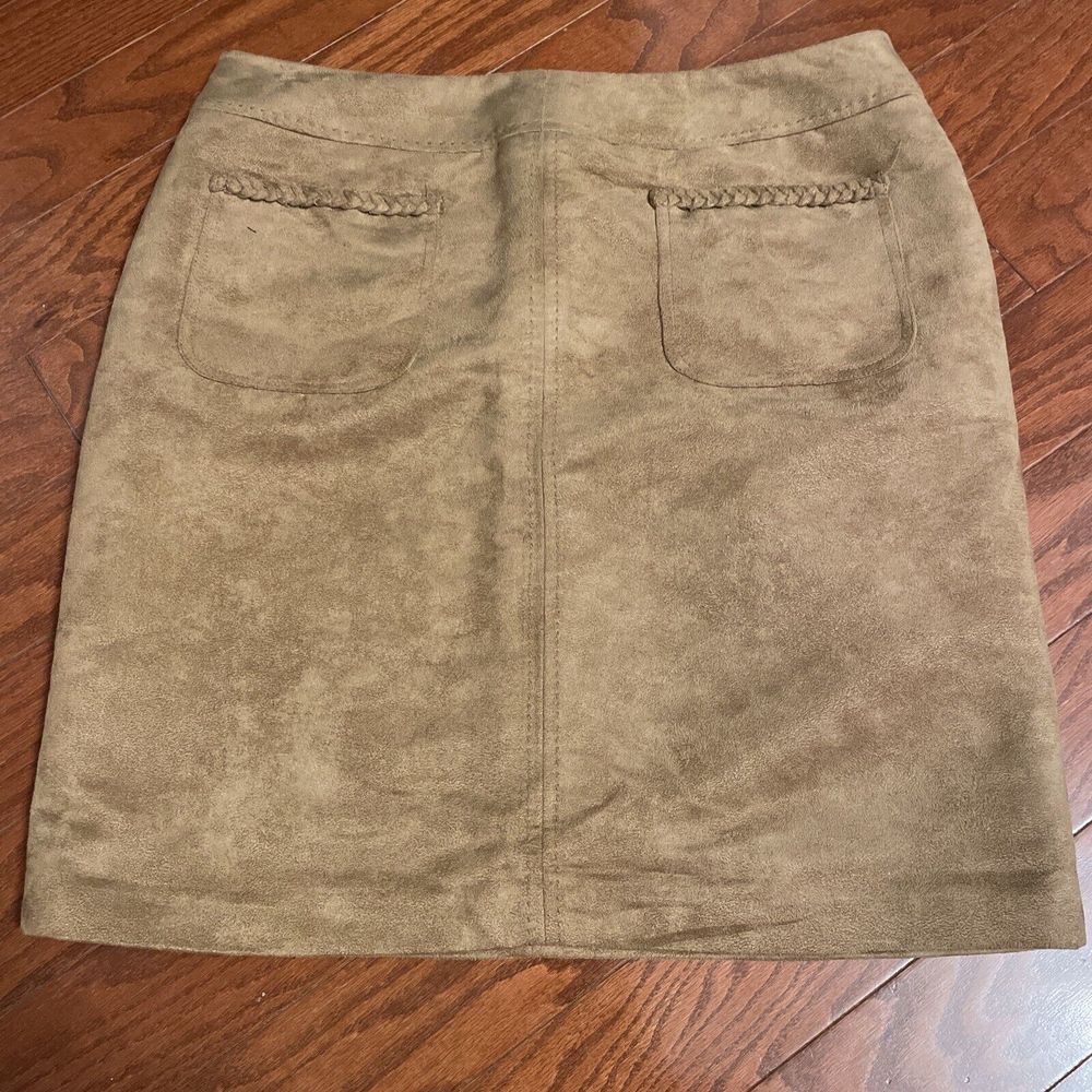 Cato Women's Brown Faux Suede Skirt Front Pockets Size‎ 10 Western Hippie